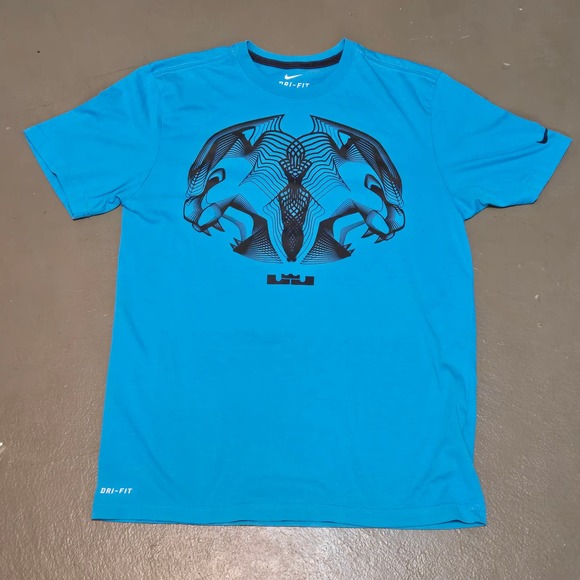 Nike Dri-Fit LeBron James Visual Forces Lion Blue Short Sleeve Shirt Size Medium - Picture 1 of 4